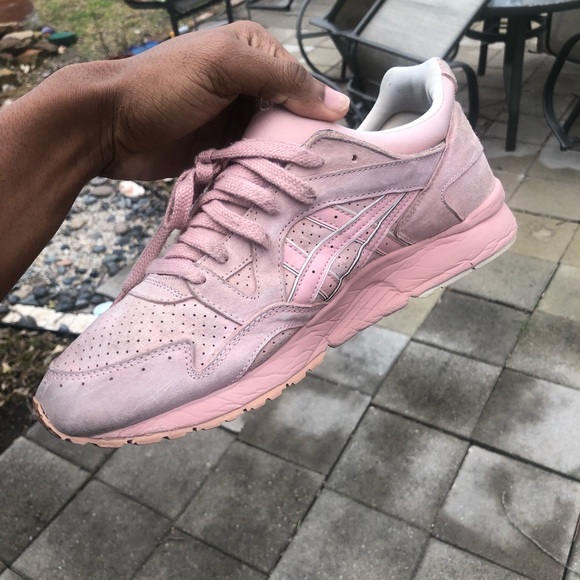 Pink Reebok ASICS - Picture 5 of 5